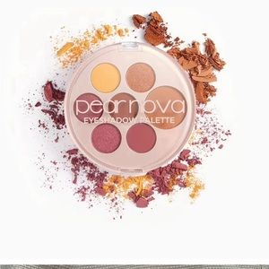 NEW pearnova eyeshadow palette